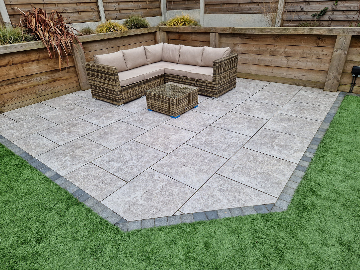 Signature Weave - Outdoor Furniture - Georgia - Compact Corner Sofa Set With Coffee Table Mixed Brown