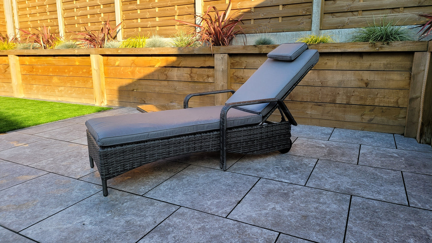 Signature Weave - Outdoor Furniture - Savannah Single Sunlounger With Drinks Table In Flat Grey Weave