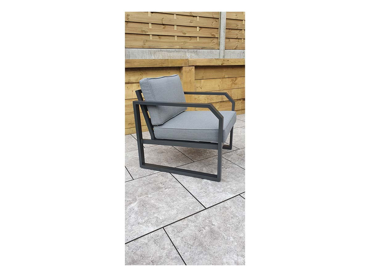 Signature Weave - Alarna Outdoor Grey Lounge Set