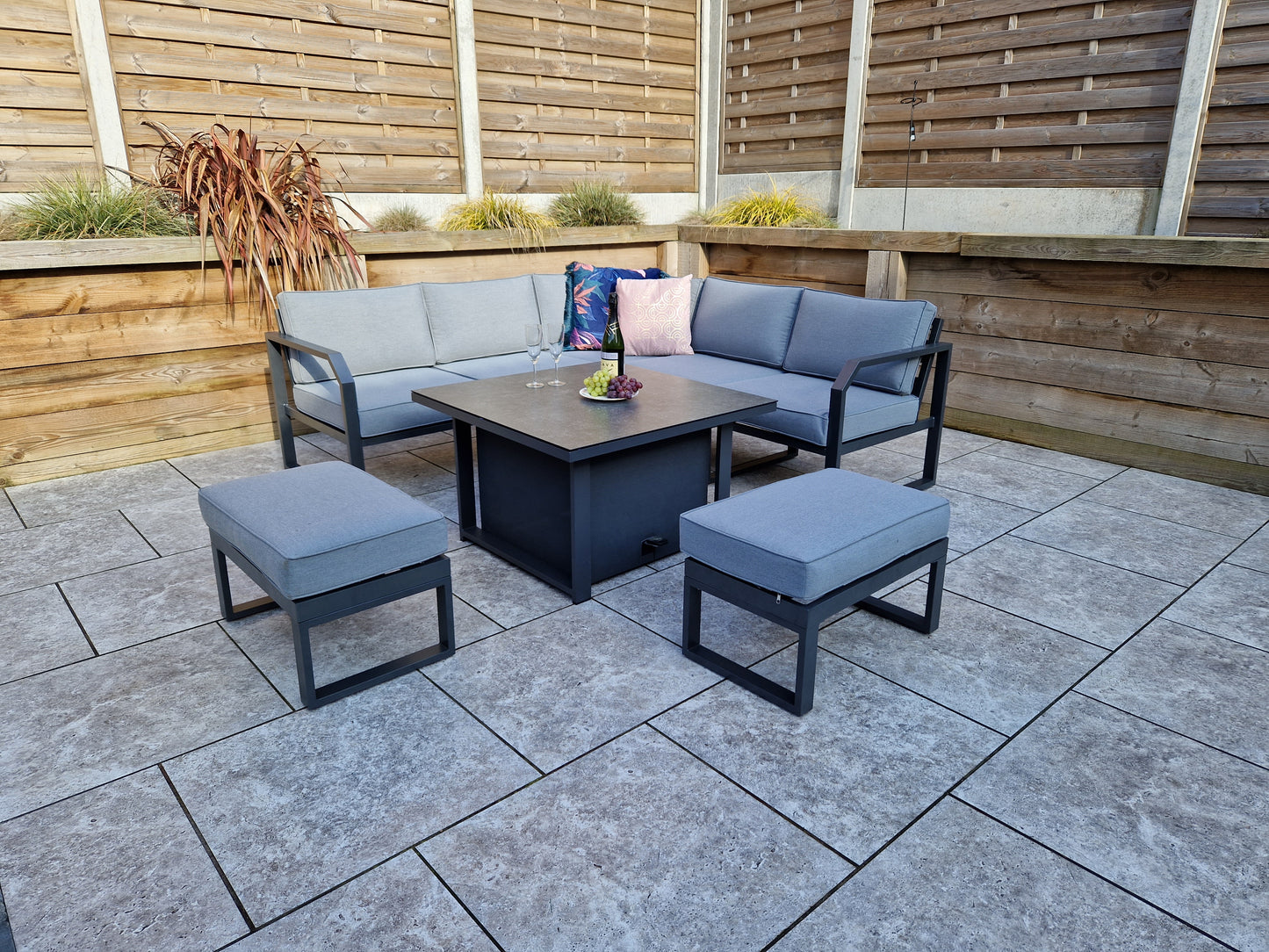 Signature Weave - Alarna Outdoor Corner Lounge Set with Gas Lift Table