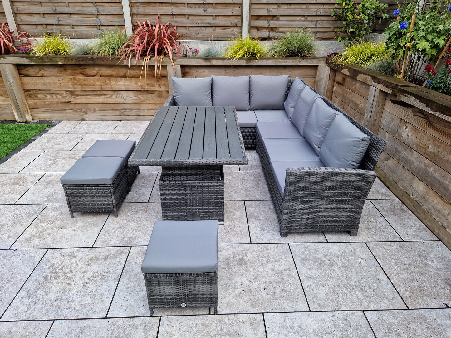 Signature Weave - Outdoor Furniture - Charlotte Corner Dining With Lift Table With Polywood Top In Flat Grey Weave