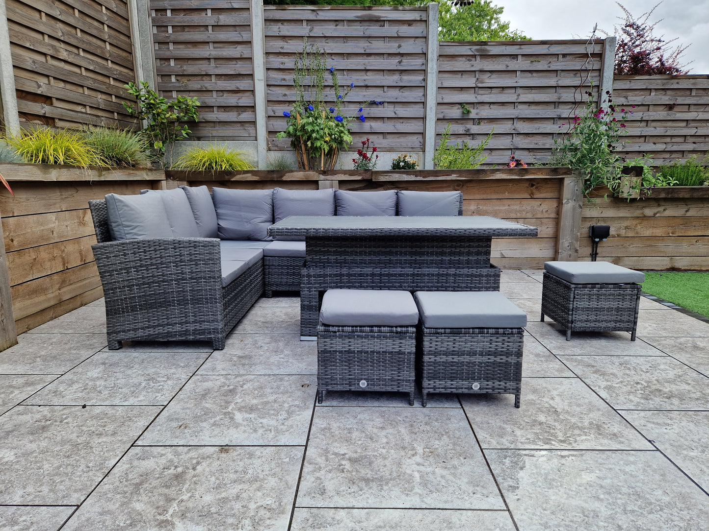 Signature Weave - Outdoor Furniture - Charlotte Corner Dining With Lift Table With Polywood Top In Flat Grey Weave