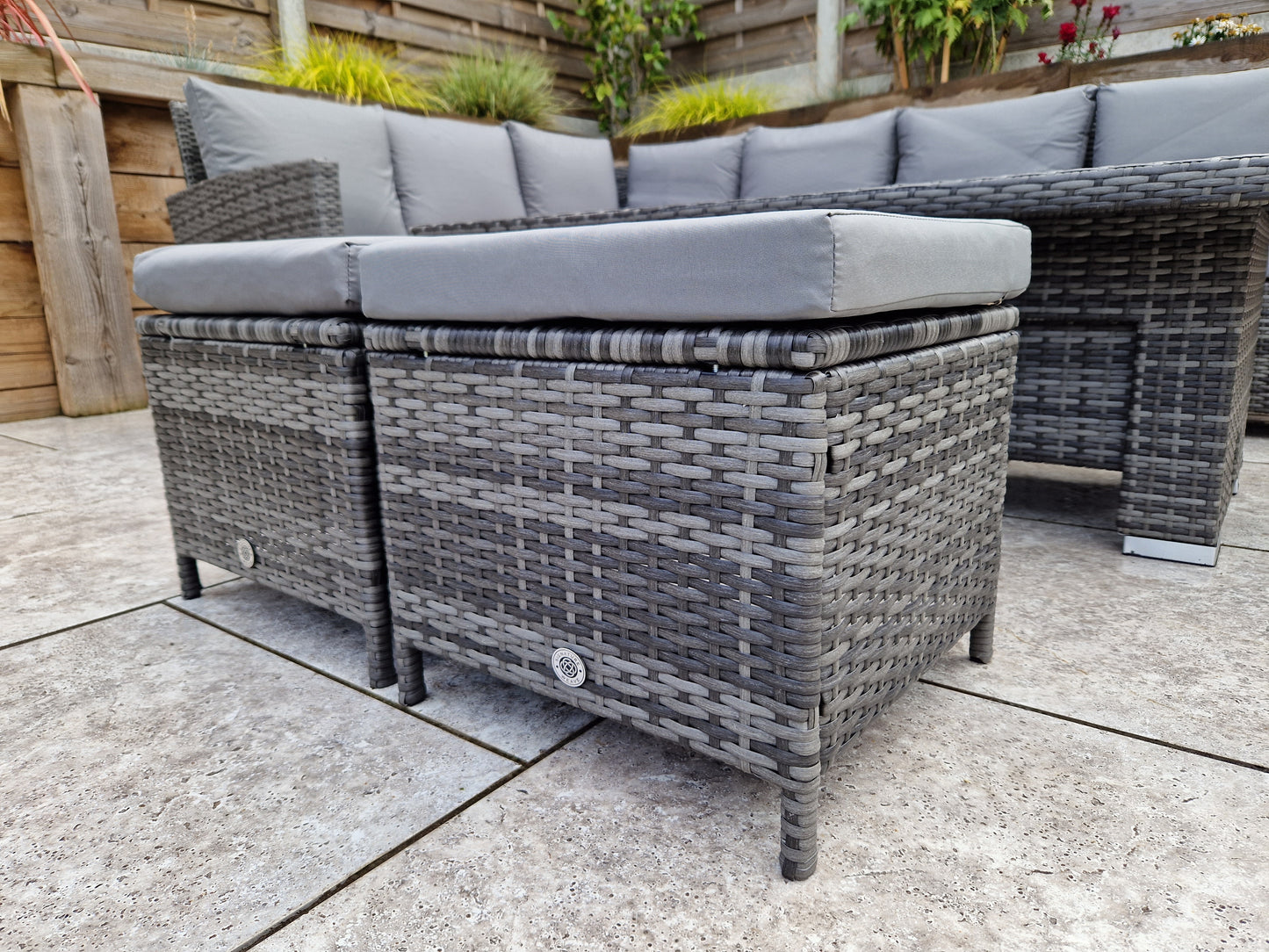 Signature Weave - Outdoor Furniture - Charlotte Corner Dining With Lift Table With Polywood Top In Flat Grey Weave